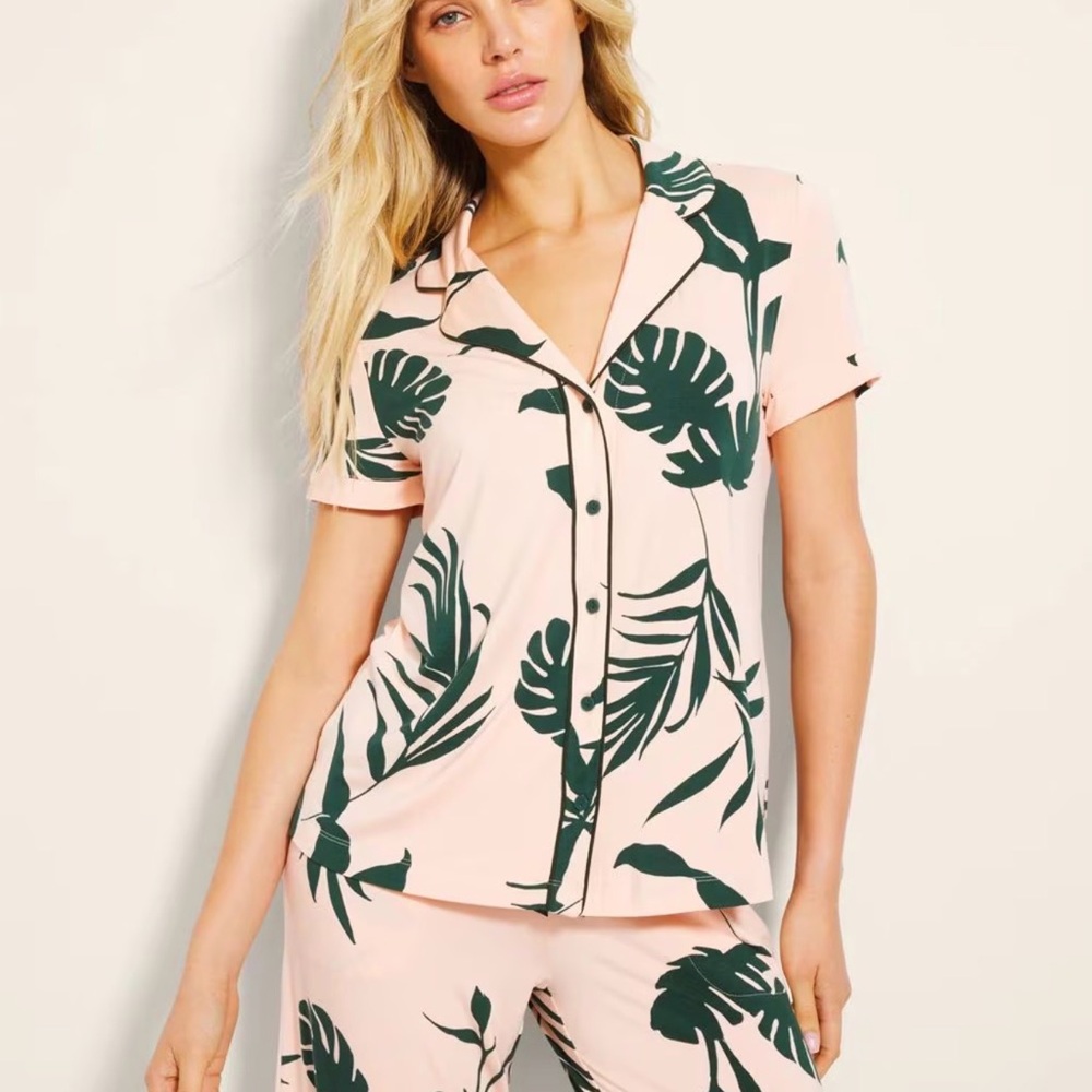 Soma Cool Nights Short Sleeve Notch Collar Shadow Floral Apricotta Top